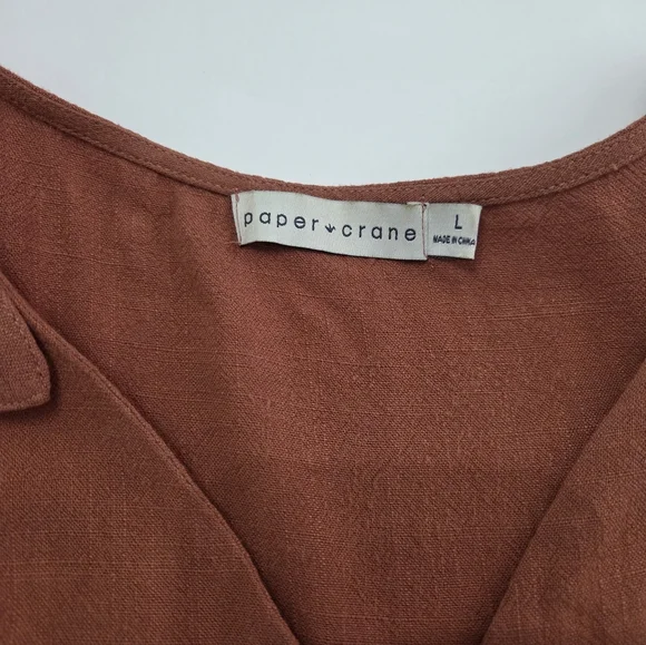 Paper Crane Shoulder Tie Linen Top - Picture 2 of 6